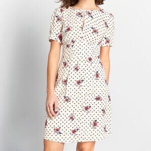 NWT Modcloth The Keyhole Story Dress Cream Floral Preppy Business Twee Size 8